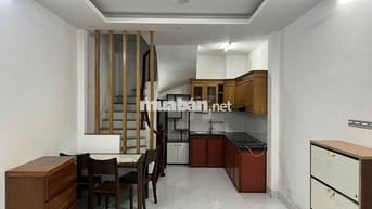 Cho thuê nhà nguyên căn 5 tầng ngõ 87 Phú đô.