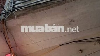 Bán nhà 2 tầng tập thể sỹ quan Học Viện Quân Y