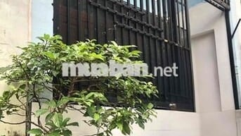 Bán nhà bên đường Nguyễn Thái Học - Dĩ An giá rẻ