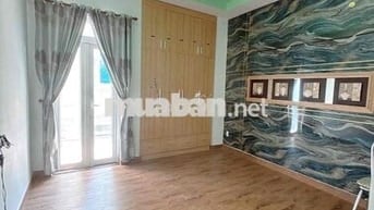 Cho Thuê Nhà  👉 DT: 4 x 20m, 3 lầu, gồm 4 phòng ngủ, 5 ƯC 👉 Hẻm Đườn