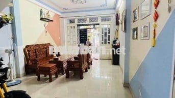 Nhà HXH Nguyễn Văn Săng, Phường Tân Sơn Nhì, Q.Tân Phú. 4x25m, 4PN 2WC