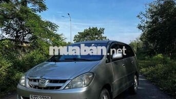 Toyota Innova 2006 G - 180000 km