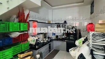 GIÁP QUẬN 6, QUẬN 11 THUẬN TIỆN DI CHUYỂN VÀO TRUNG TÂM