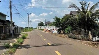 449tr sở hữu mảnh đất ở diện tích lớn mặt tiền tuyến đường lớn