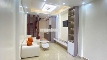 Nhà đẹp Tây Hồ, nhú 8 tỷ  - 4,5 tầng căn góc - Ngõ rộng, thông.