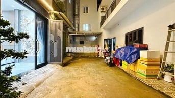 Bán nhà 2 tầng hẻm xe hơi, Q.Gò Vấp DT: 4x15m, giá chỉ 6.9 tỷ, ở ngay