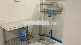 Cần cho thuê 1 phòng  có máy lạnh nhà vs xài máy nước nóng giá thuê 2t