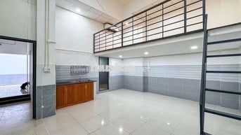 CHDV CÓ GÁC RỘNG 65M2 - QUẬN TÂN PHÚ - NHẬN XE ĐIỆN