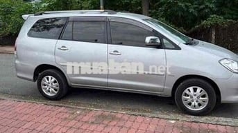 Toyota Innova 2010 G - 150000 km