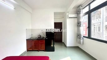 PHÒNG CỬA SỔ LỚN CÓ THANG MÁY NGAY LOTTE QUẬN 7
