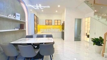Nhà Mới Full Nội Thất 1/ Đg Số 51 P14: trệt lửng 2 lầu sân thượng, 4pn