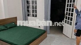 PHÒNG TRỌ NGAY TRUNG TÂM QUẬN 1 + 30m² + ĐƯỜNG NGUYỄN THỊ MINH KHAI