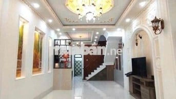 Nhà Trệt Lầu 2pn 2 máy lạnh Rạch Ông Dựa