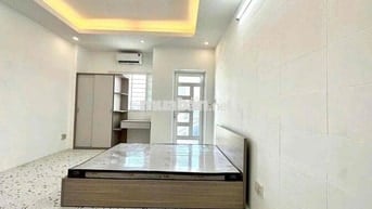 Studio full nội thất rộng 30m2 nằm cuối đường Quang Trung
