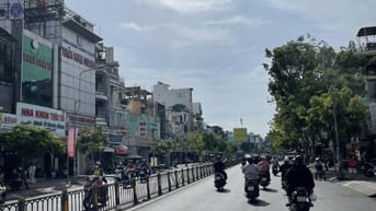 Bán nhà 5 tầng mặt tiền Lý Thái Tổ phường 10 quận 10