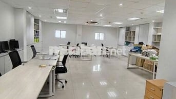 NGUYÊN CĂN MẶT TIỀN ÂU CƠ ,DT 6X30M TRỆT 4 LẦU 7 PHÒNG