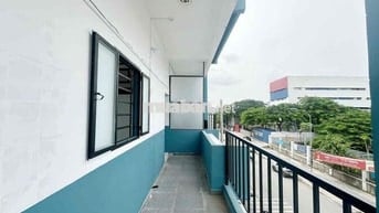 CHO THUÊ DUPLEX BAN CÔNG CỬA SỔ TRỜI NẰM ĐỐI DIỆN ĐH GTVT