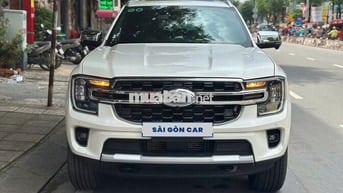 Ford Everest 2024 Titanium 2.0L 4x2 AT - 12000 km