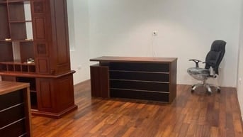  Cho thuê biệt thự trần kim xuyến 150m x4T