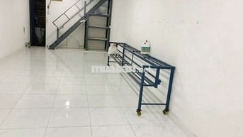 Nhà thuê Mặt Tiền Đoàn Hồng Phước. Quận Tân Phú (4pn, 2wc) Dtsd 160m2