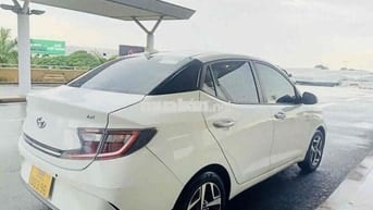 Hyundai Grand i10 2022 1.2 Sedan AT - 15600 km