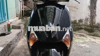 Cần bán xe lead zin chưa mở đầu