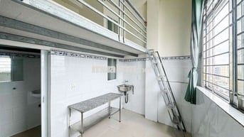 PHÒNG TRỌ GIÁ RẺ CÓ GÁC SẴN THANG MÁY-MÁY LẠNH NGAY ÂU CƠ TÂN BÌNH