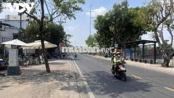 💥💥💥TRẦN XUÂN SOẠN - HẺM ĐẸP - 10M RA HẺM 🚗. Sát bên Lâm Văn Bền. Chỉ c