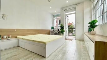 Phòng Ban Công Tách Bếp Full Nội Thất