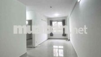Cho nữ thuê phòng toilet riêng, máy lạnh, máy nước nóng, máy giặt...