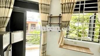 PHÒNG BAN CÔNG & CỬA SỔ - FULL NỘI THẤT - GẦN CẦU VƯỢT NGÃ TƯ GA Q.12