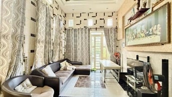 NGỘP BANK nhà hẻm 736 Lê Đức Thọ 88m2 ngang 4.1m 5lầu tặng NT 9.99 tỷ