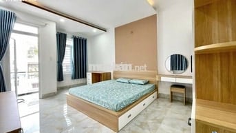 STUDIO - MỚI XÂY - FULL NỘI THẤT - BAN CÔNG NGAY CÔNG VIÊN LÀNG HOA