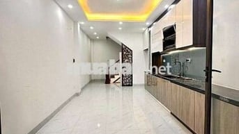 Siêu hiếm Quang Trung, Hà Đông,  5 tầng, cạnh trường cấp 3 Nguyễn Huệ