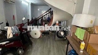 Cho Thuê Nhà Nguyên Căn HXH, 5 phòng ngủ thích hợp kinh doanh.