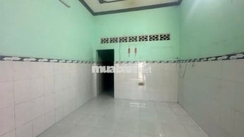 NHÀ ĐƯỜNG TẢI CHẠY HUỲNH THỊ HAI QUẬN 12-SÁT TRƯỜNG ĐH
