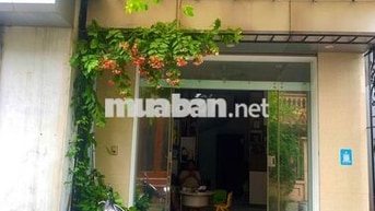 Bán nhà 4 tầng mặt hồ điều hòa, đường 7m ô tô tránh, gần ĐH Đại Nam