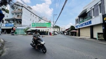 LÔ GÓC 2 MẶT TIỀN P.LINH TRUNG_CÁCH PHẠM VĂN ĐỒNG 50M_5.5x16m_ĐƯỜG 12m