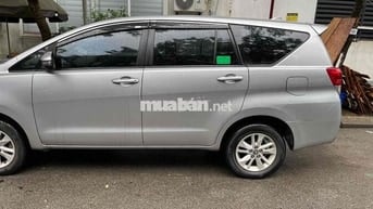 Toyota Innova 2019 2.0E - 250000 km