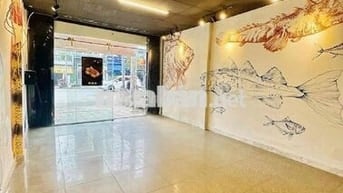 Cho thuê nhà mặt Tiền : Phạm Văn Bạch - P.15 - Q.Tân Bình