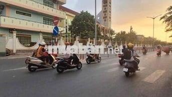 Hiếm, đường xe hơi, nở hậu, dòng tiền 70tr/t, 83m2