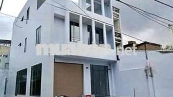 CHO THUÊ NHÀ GÓC 2MT HẺM DT 8*24M 6PN NGUYỄN TƯ GIẢN P12 GV