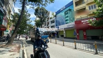 CHO THUÊ NHÀ MẶT TIỀN 6M TRẦN QUANG KHẢI. QUẬN 1