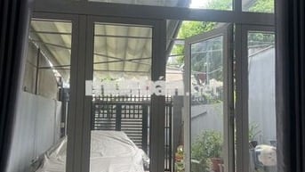 CHO THUÊ NHÀ NGUYÊN CĂN - CÓ SÂN ĐẬU Ô TÔ - 4PN, 2 TOLET