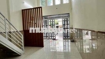 Cho thuê nhà mới gần Chợ Đại Hải