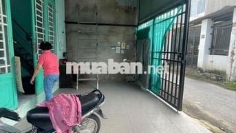 Nhanh thì còn ạ nhà hẽm nhựa gần Huỳnh Văn Luỹ Phú Lợi