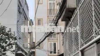 CHDV 160/36 Hoàng Hoa Thám 13 phòng 14 Wc DT đất 96 m2 cho thuê 55 tr