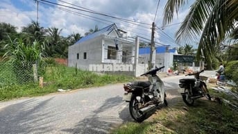 Nền thổ cư đường nhựa 6,45m x 20m, cách cụm công nghiệ vài trăm mét