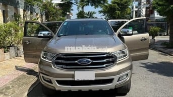 Bán Ford Everest 2019 Titanium 2 cầu Vàg hoàng kim