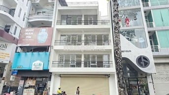 Ngang Lớn 🔥 Tòa nhà MT Trần Quang Khải Q1 – 8x14m, 4 Lầu Thang Máy
